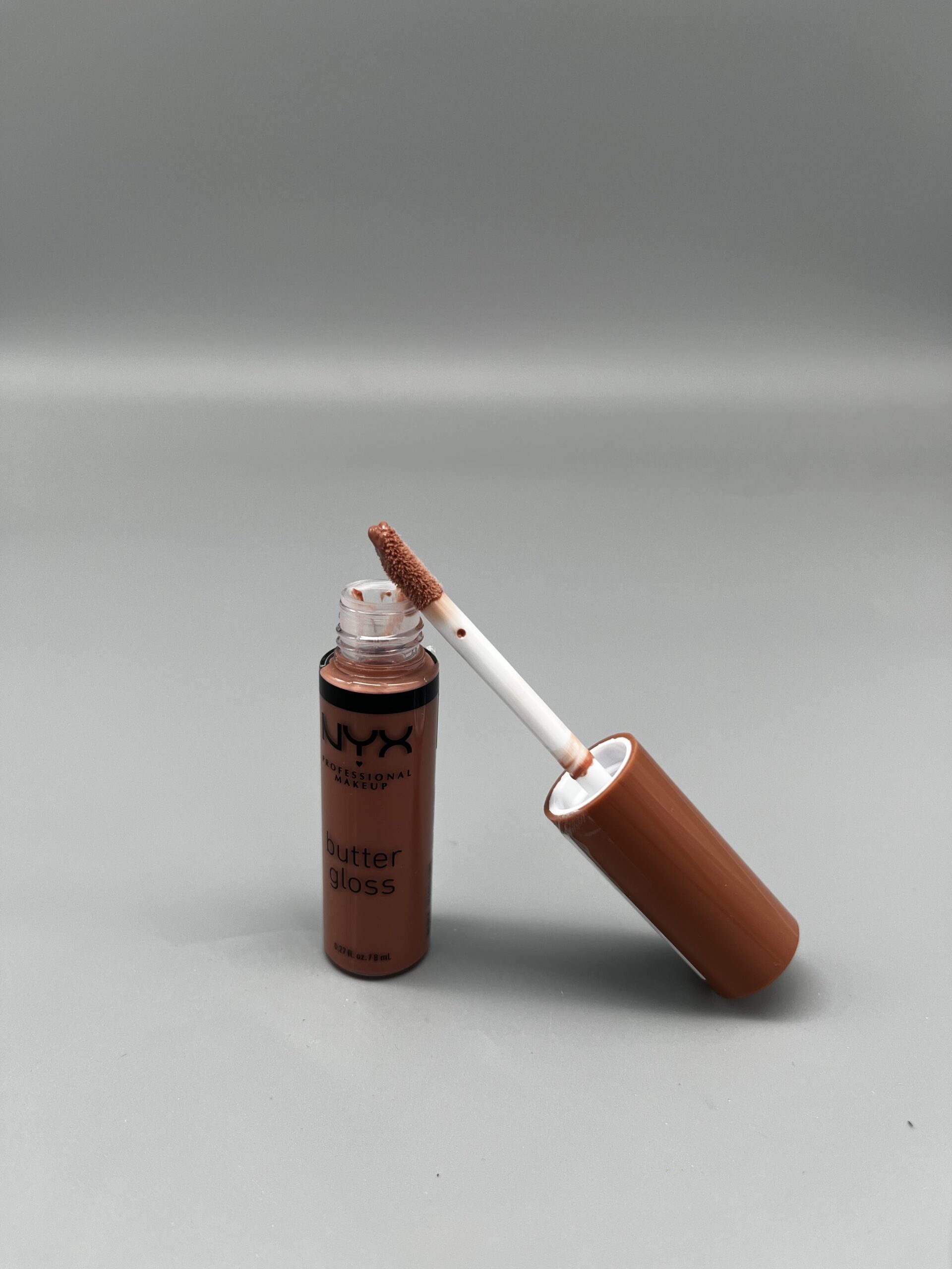 NYX Butter Gloss in „Madeleine“
